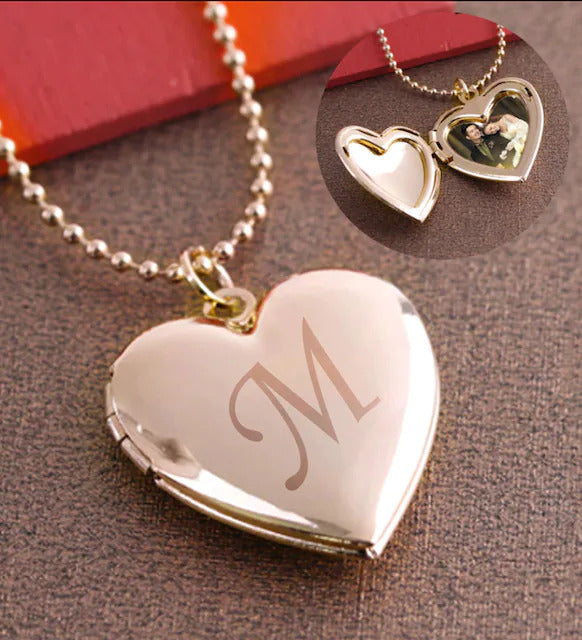 Personalizable Secret Picture Rose Color Heart Necklace