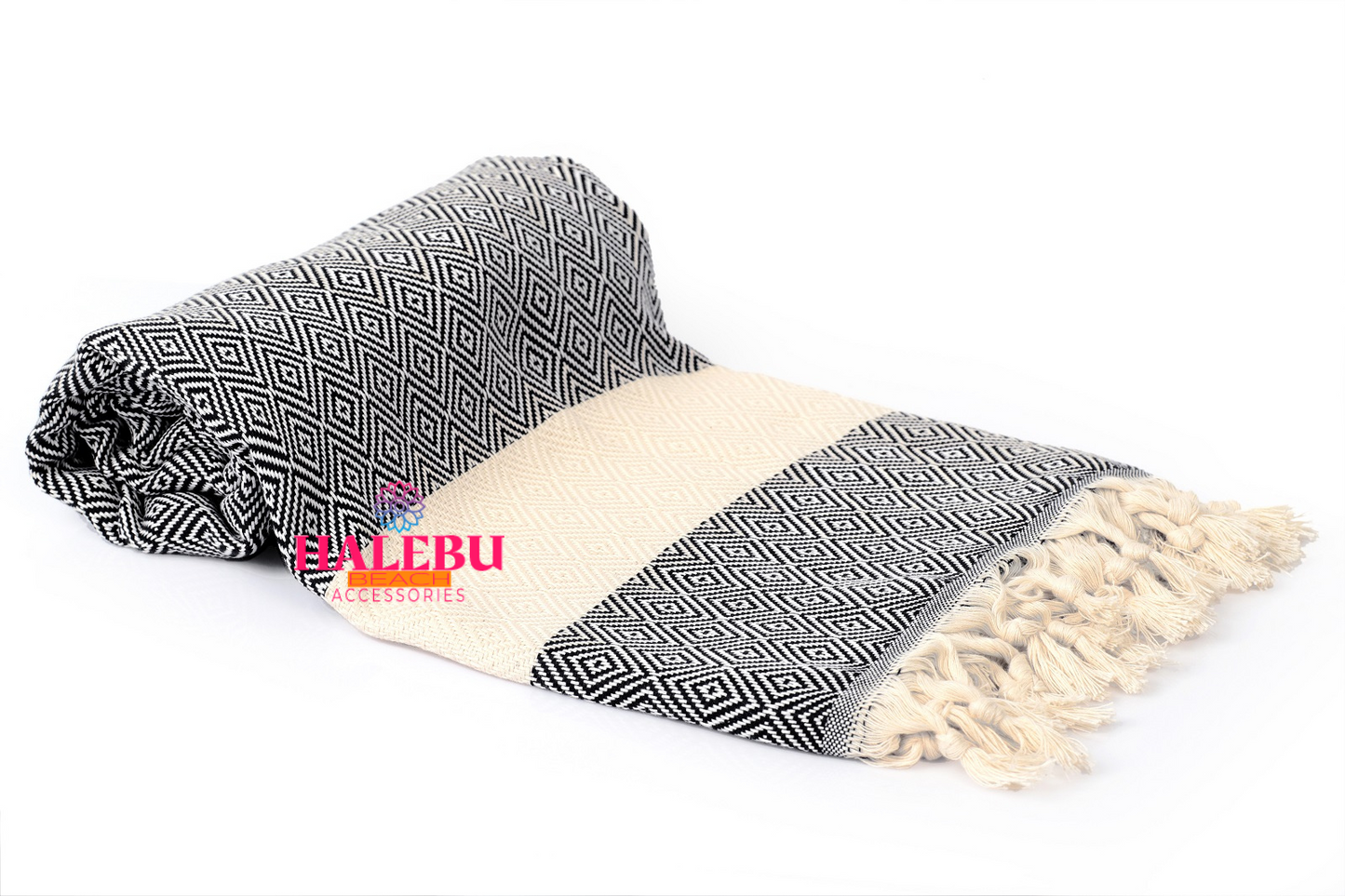 Black Color Diamond Pattern Design Beach Towel