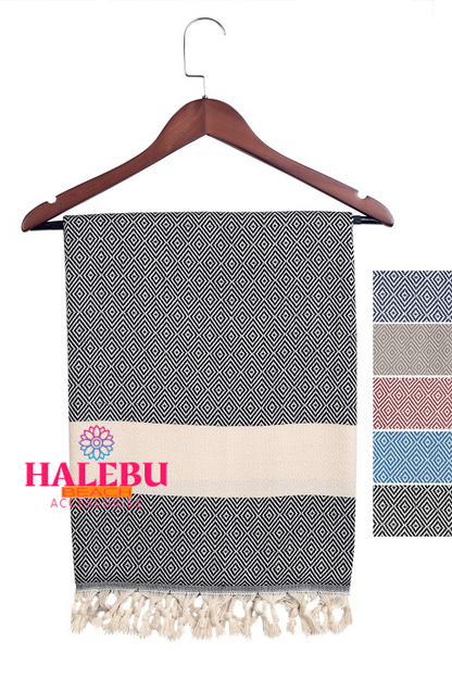 Black Color Diamond Pattern Design Beach Towel