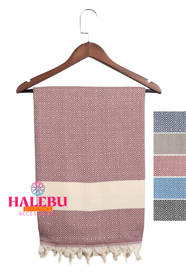 Claret Red Color Diamond Pattern Design Beach Towel